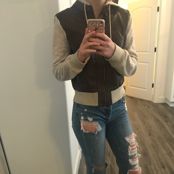 Brown jacket - Picture 3 of 3